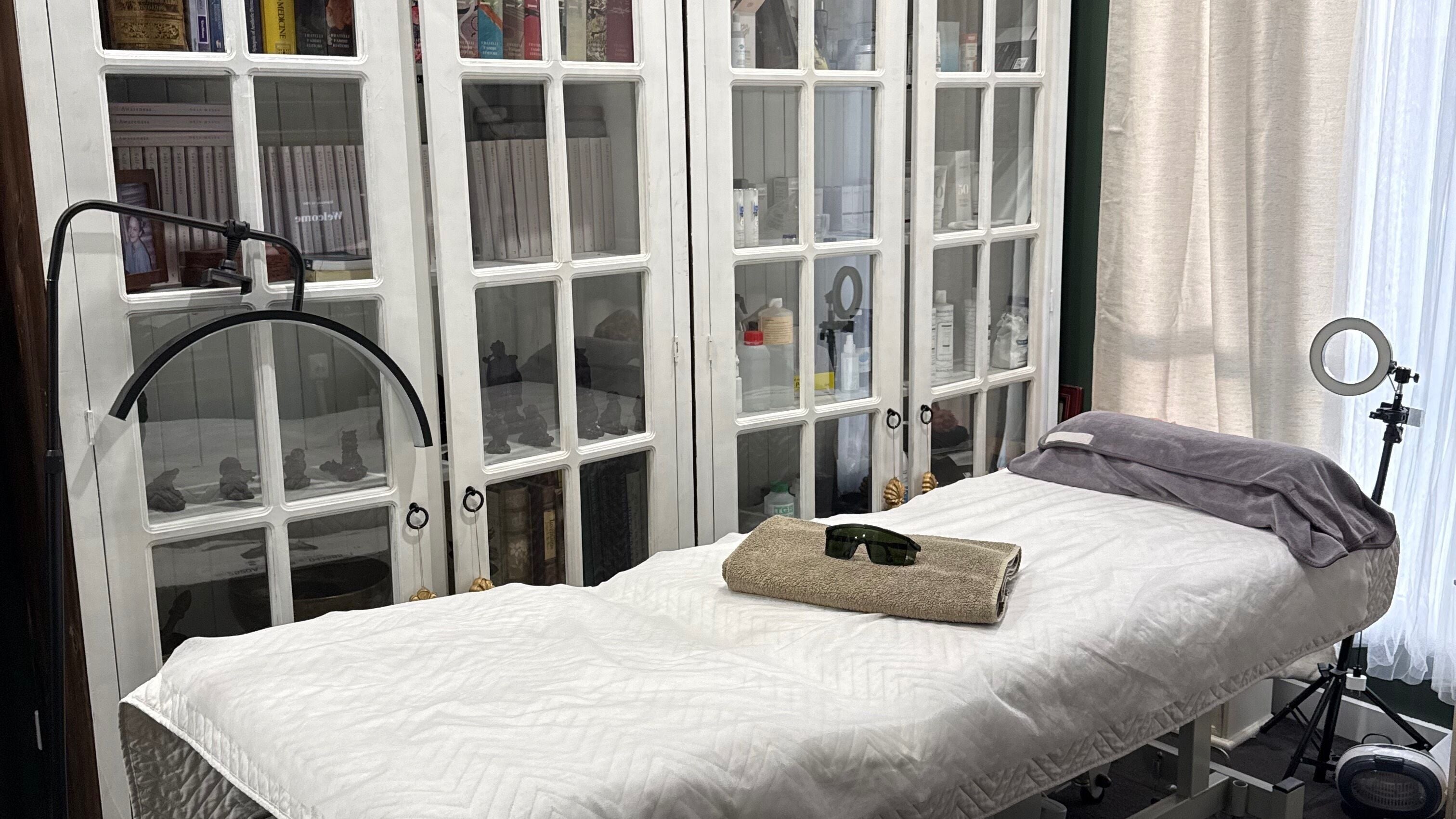 Relaxing treatment room at GLENROY LOCATION- MEDICAL LASER AND IPL CLINIC, Melbourne, Victoria, AU.