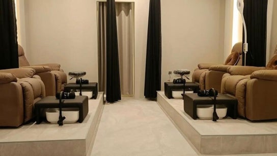 Tiptoe Nailounge