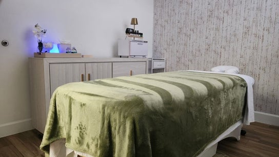 Marinez Maia Aesthetic & Massage