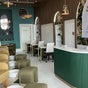 AURA BEAUTY BAR