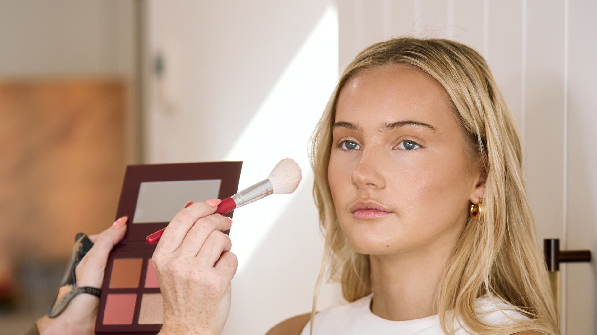 Expert makeup application at Brisbane - Inner South & East, AU. Discover professional beauty services nearby.