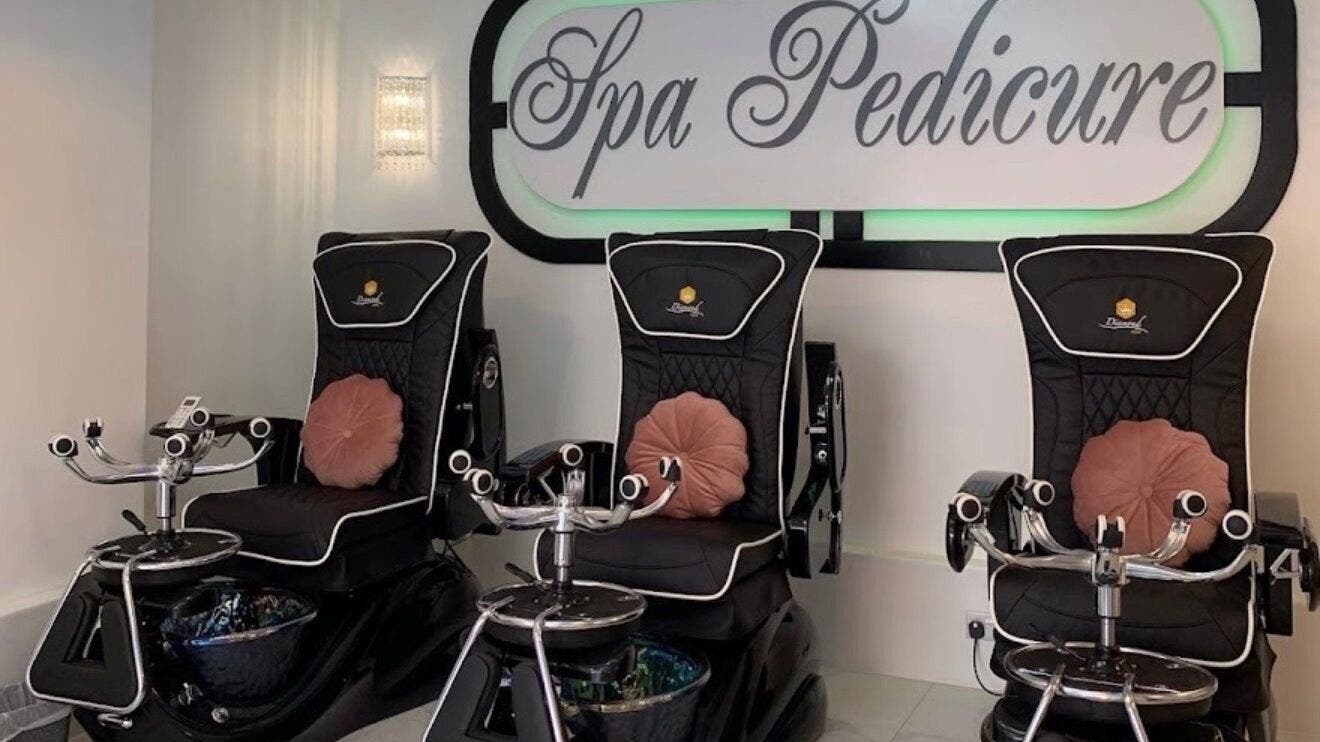Spa pedicure chairs at Xinh Nails & Beauty, London, England, GB offer luxurious comfort.