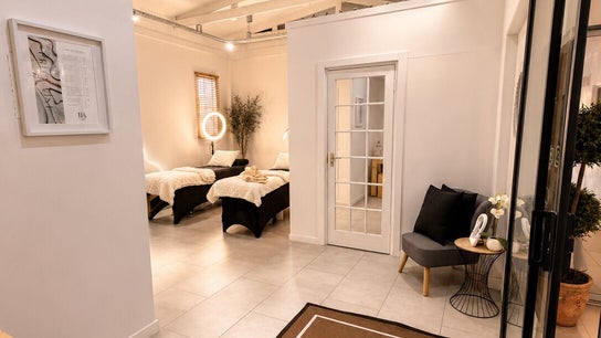 LashFit Artists - Eyelash & Brow Professionals