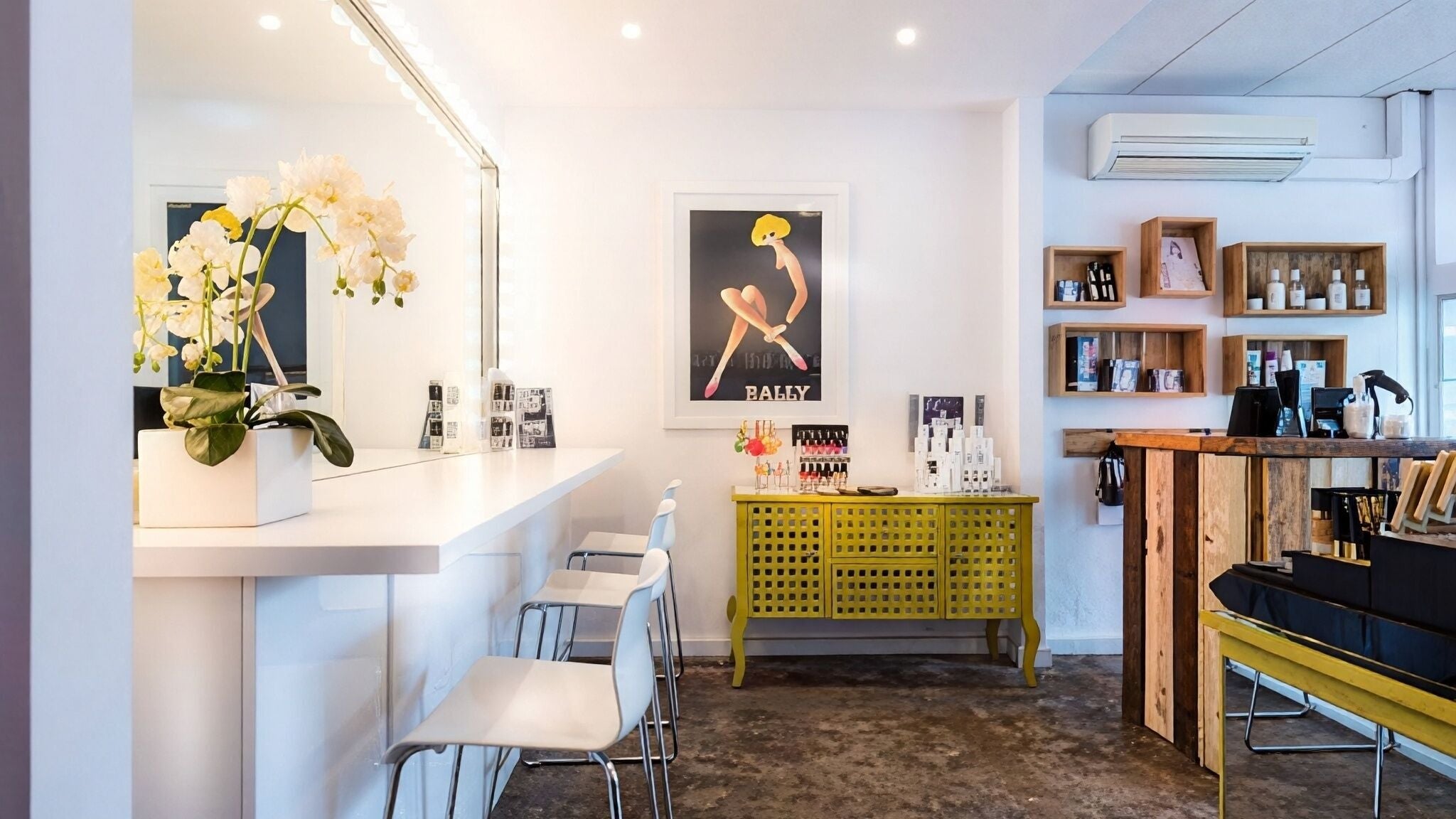 Elegant interior of Skin Essentials Beauty Bar in Elwood, Victoria, AU, featuring stylish decor and seating.