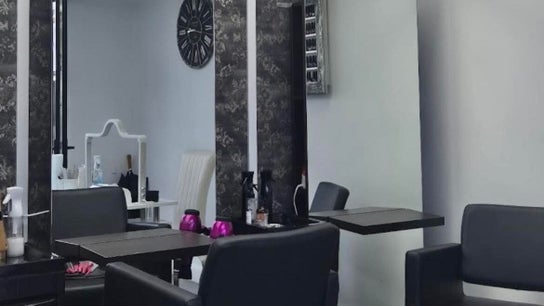 D'Lux Salon Newry