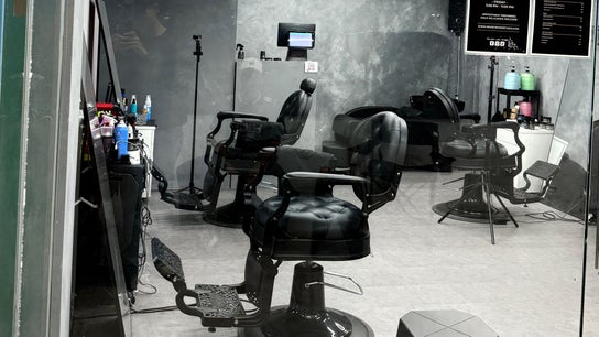 Menscrown Studio