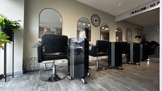 The Salon @ 107