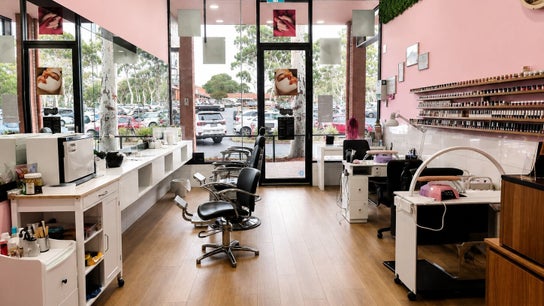 Fleuve Hair Salon