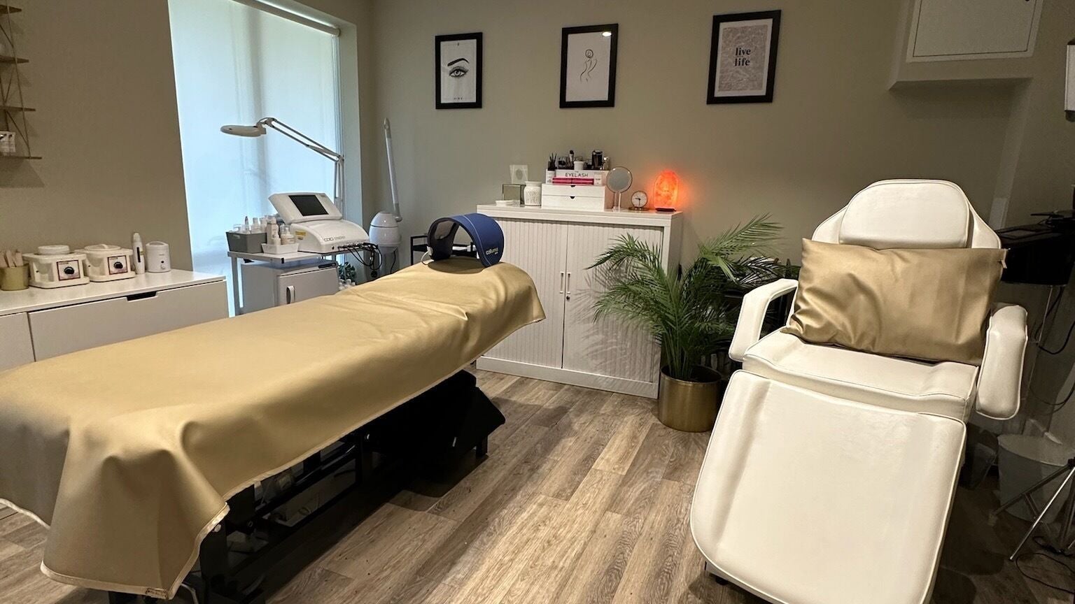 Relaxing treatment room at Eden Hair And Beauty in Ashford, England, GB, featuring a modern design and soothing ambiance.