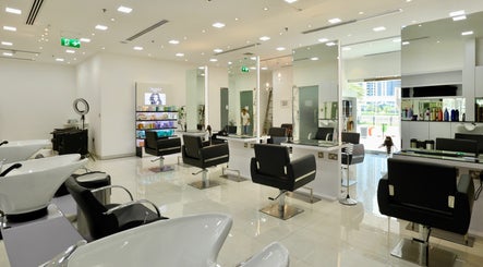 Rami H Beauty Salon image 2