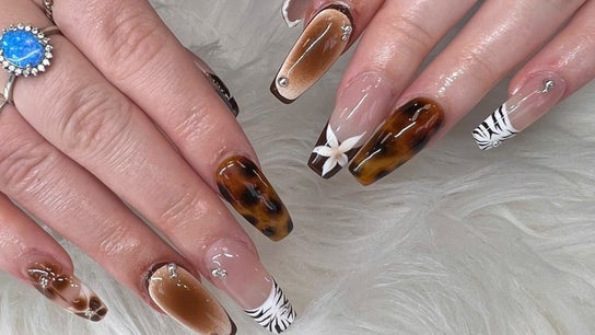 TH Nails and Spa Geelong West