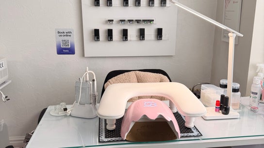 The Glam and Glow Studio