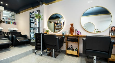 The Rise Hair Studio