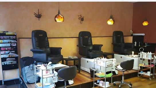 Bana Salon & Spa