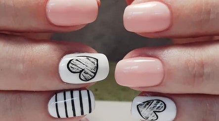 Imagen 2 de Nails by Shani