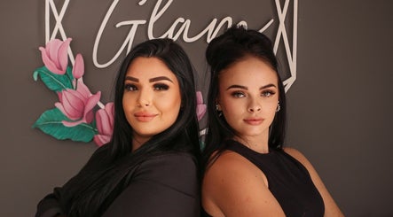 The Glam Bar