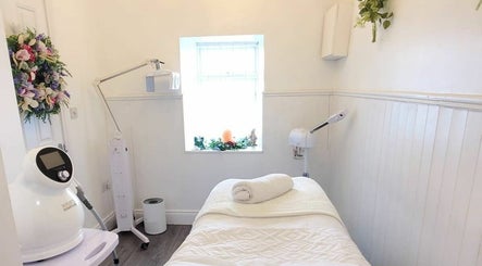 Aura Aesthetic & Well-Being Clinic