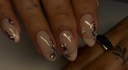 Pettynailsbybetty