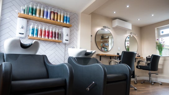 Head Quarters Hair and Beauty Salon