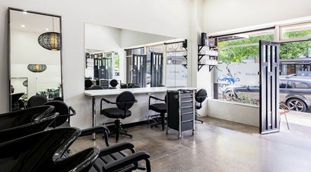 SP Salon – obraz 3