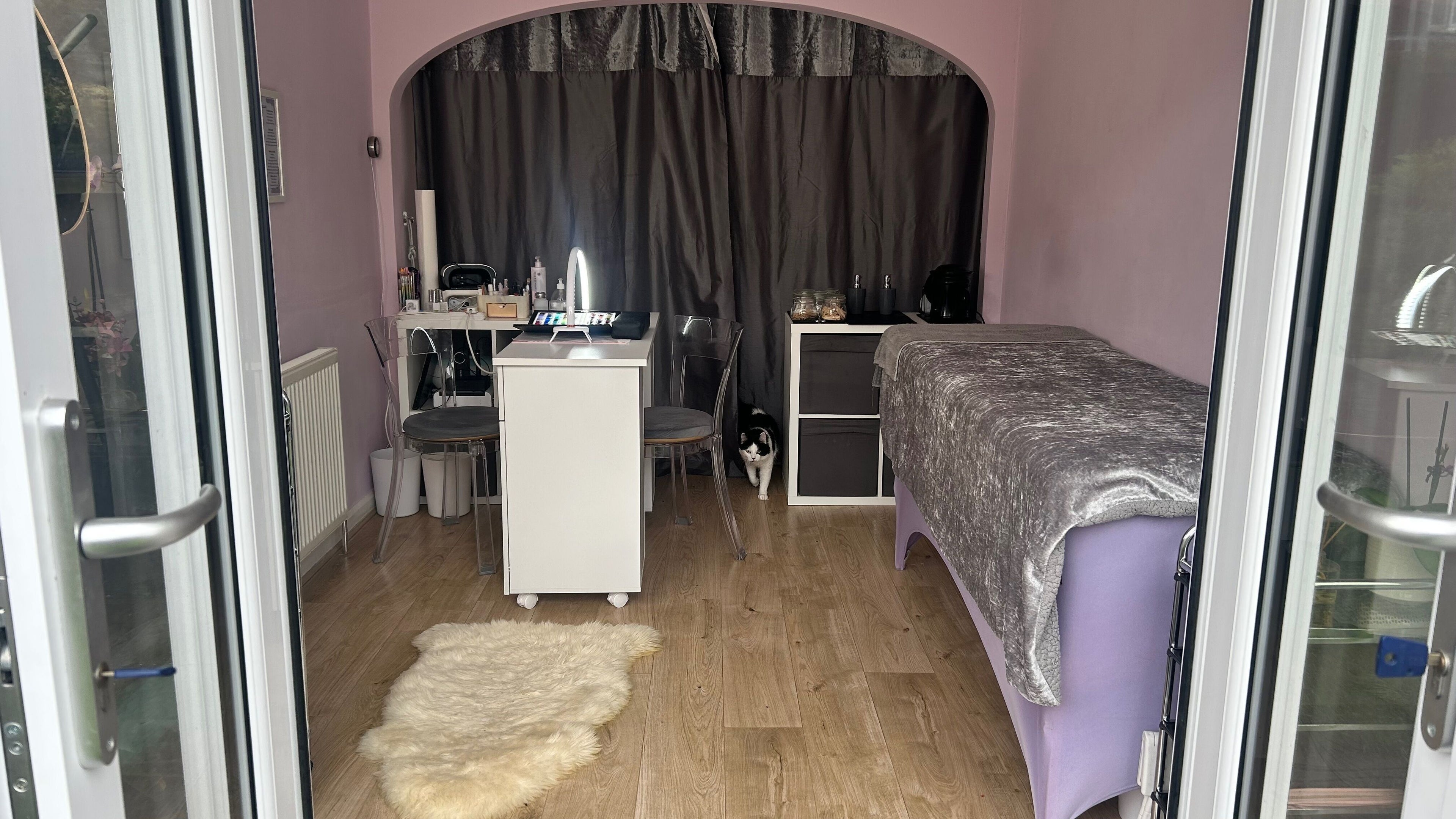 Elegant beauty room at Beauty Full Nails by Vicki, Leeds, England, GB with plush decor and cozy ambiance.