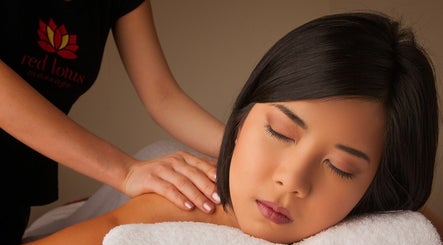 Red Lotus Massage - Cheltenham slika 2