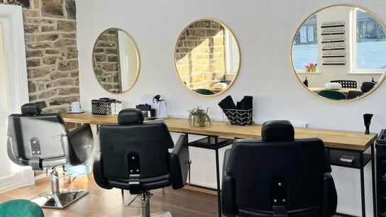 Whitehead & Booth Salon & Permanent Jewellery