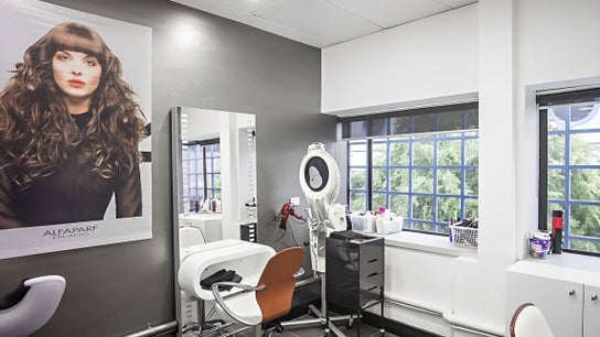 SEVERI HAIR & TRIPPLE S barber