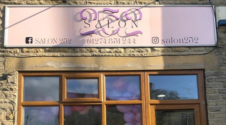 Salon 252