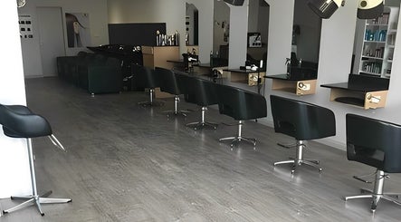 Marjon's Hair & Beauty Centre afbeelding 3