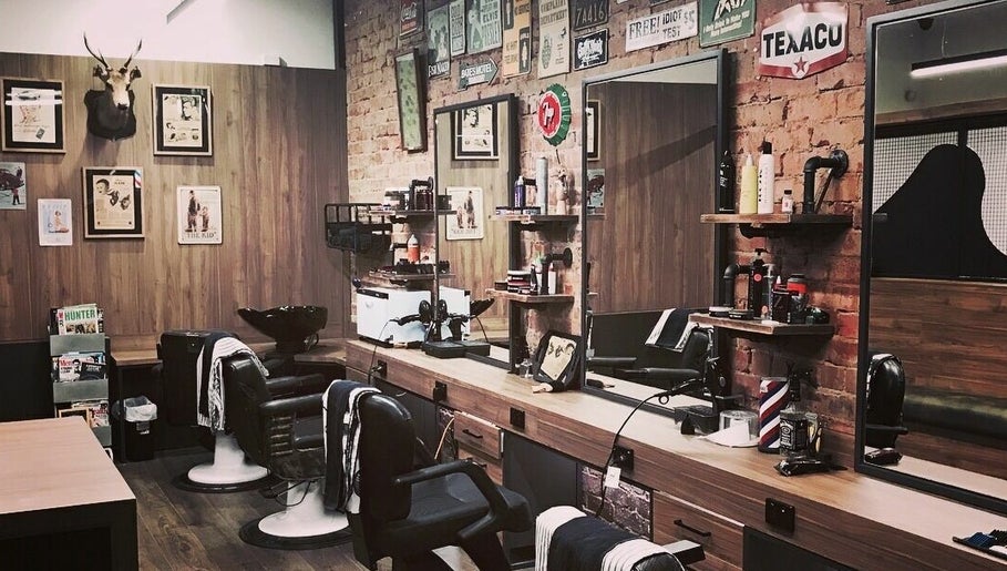 Menz Only Barbers imagem 1