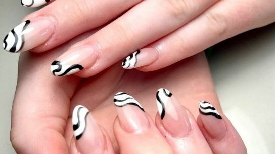 Ultimate Nails