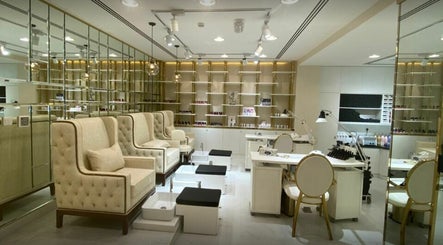 Rival Stars Beauty Center L.L.C - Star Dubai