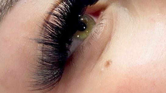 Lashes_by_suz