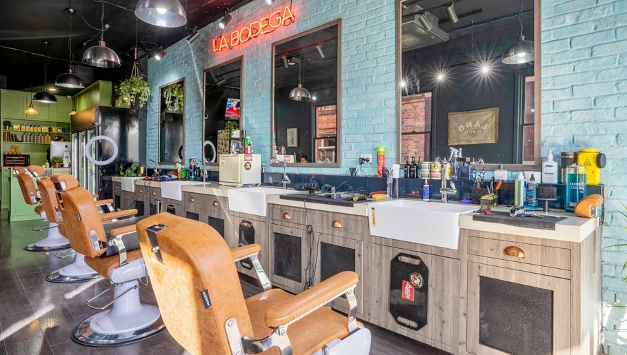 Immagine 1, La Bodega Barbershop