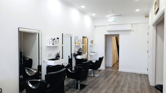 Sunrayz Hair & Beauty