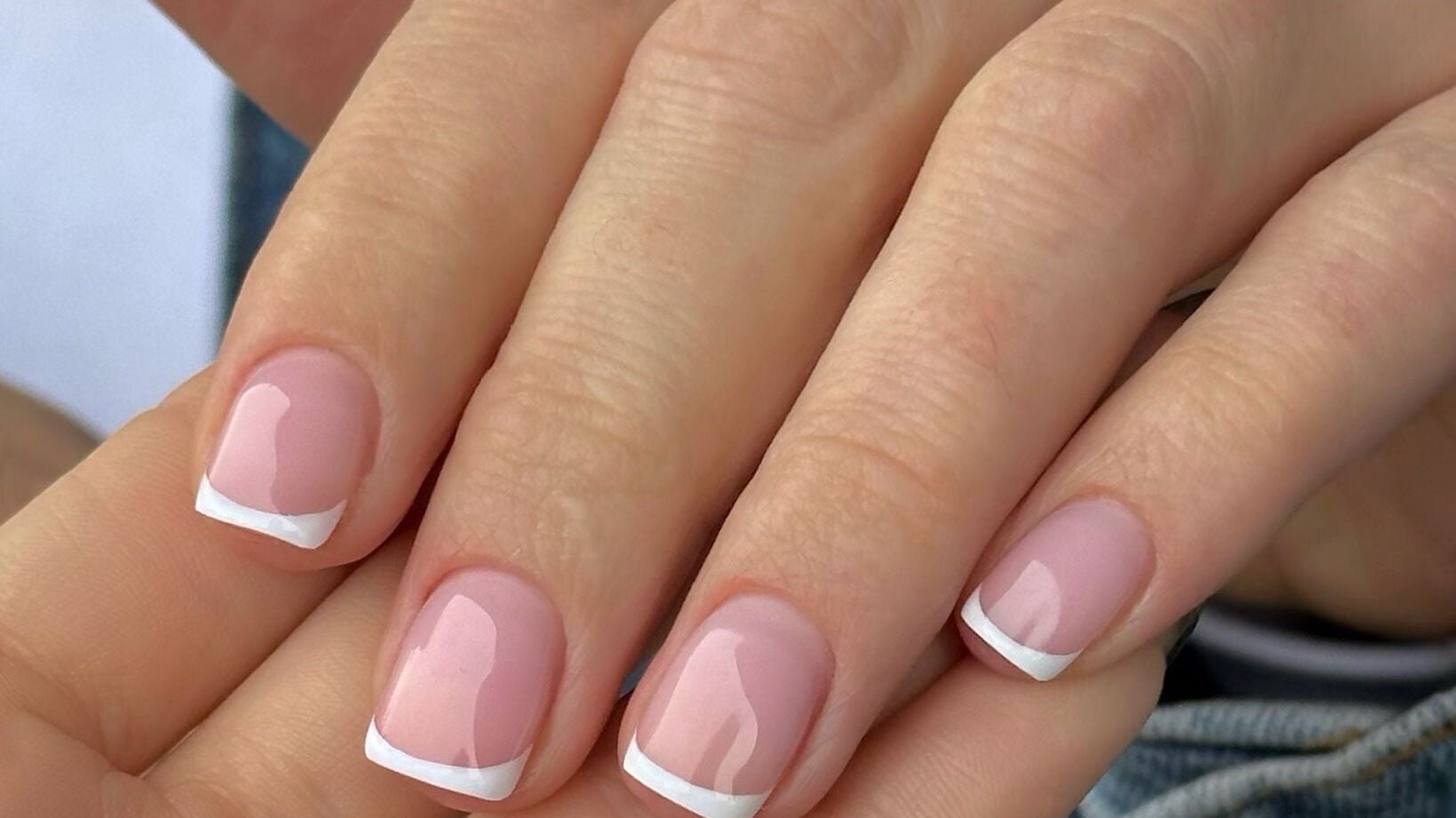 French manicure at Mur L’Amour Nails, Burnaby, BC. Perfectly polished nails with delicate white tips.