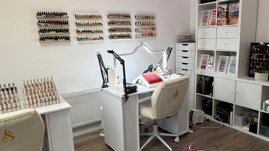 Neferka Nail Paradise & Beauty