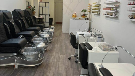 Vegas Nails Spa