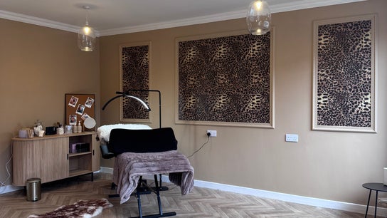 The Lash and Brow Parlour