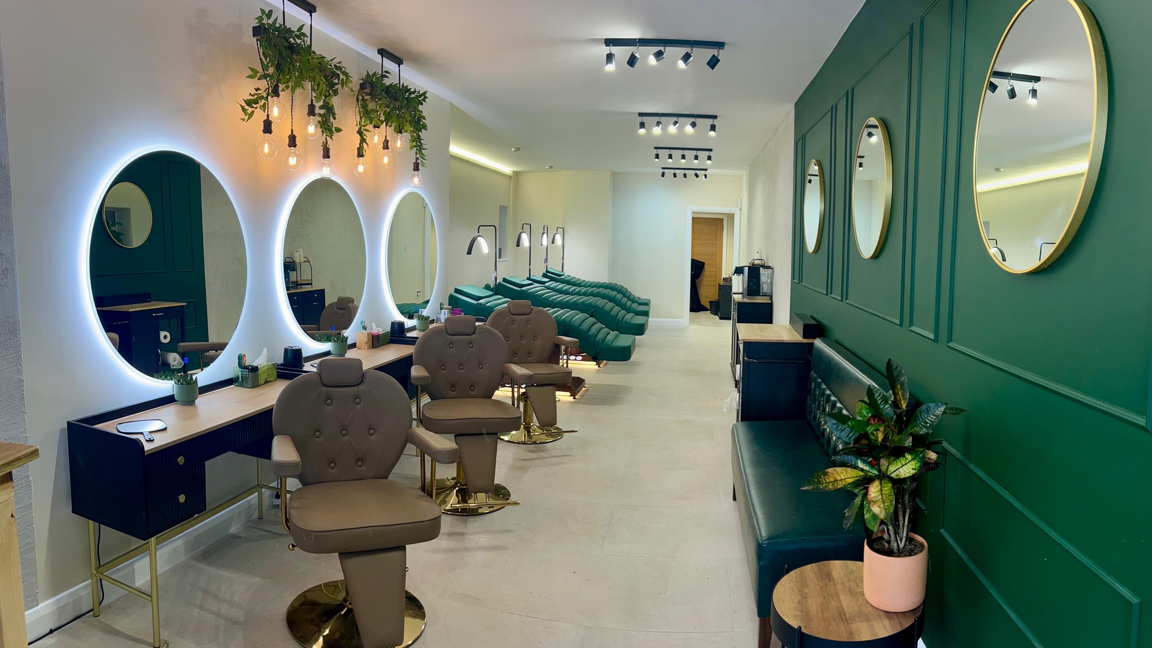 Bright salon interior with stylish mirrors at London Lash Lounge Hammersmith, London, England, GB.