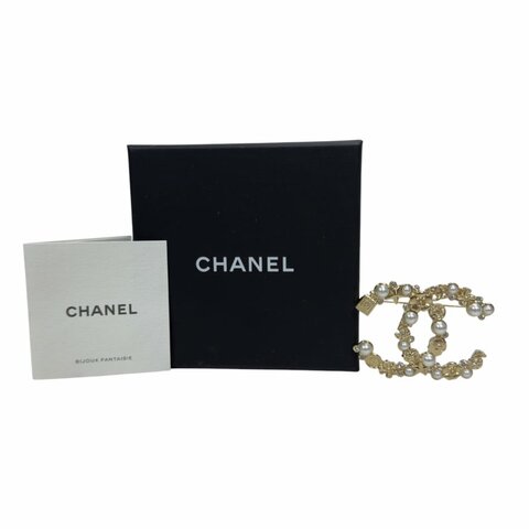 Chanel 爆款 齊集經典元素 水鑽 胸針