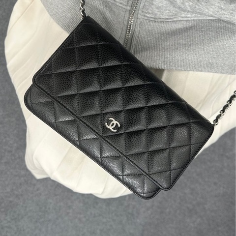 Chanel 香奈兒 黑銀荔枝牛皮款WOC/保卡款/近全新美品