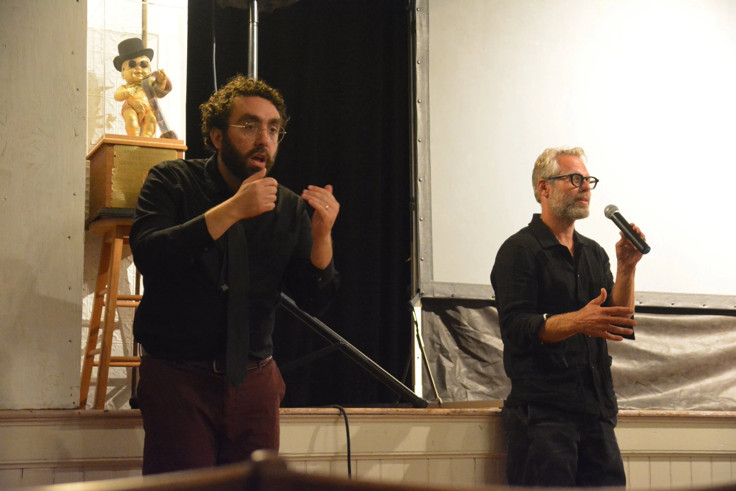  Darius Marder answered questions from the audience after the screening of Sound of Metal with ASL interpreter Jason Schwartz. 