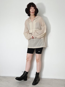 「NIKE(ナイキ)のアイテム(レギンス/スパッツ)」を使った、Lilychouchouさん(レディース・163cm)の夏コーディネート