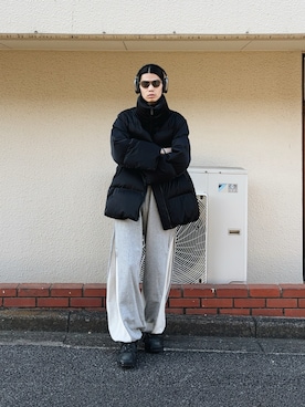 Takuya  Kobayashiさんの「3way loose inside out sweat pants/３wayルーズ切り替えスウェットパンツ」を使ったコーディネート