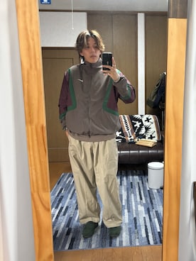 「NIKE(ナイキ)のアイテム(ナイロンジャケット)」を使った、TSUCKTさん(メンズ・170cm)の秋コーディネート
