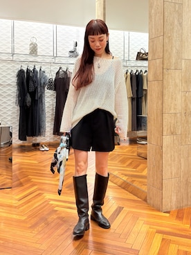 「URBAN RESEARCH ROSSO WOMEN(アーバンリサーチ ロッソ)のスパンコールシアーニット(ニット/セーター、ホワイト系)」を使った、ayaka kawaharadaさん(レディース・164cm)の秋コーディネート