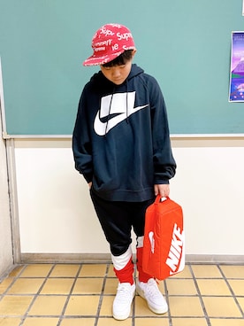 「NIKE(ナイキ)のアイテム(パーカー)」を使った、sui_mmyさん(キッズ・110cm)の冬コーディネート