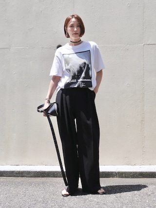 「ADAM ET ROPE'(アダムエロペ)の【oasis 10Culture / ADAM ET ROPE'】Tour Poster Design TSH(Tシャツ/カットソー)」を使った、金子三記(miki)さん(レディース・170cm)の春コーディネート